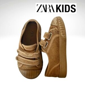 USED BEIGE ZARA KIDS LEATHER SNEAKERS, TODDLER BOYS SIZE 8